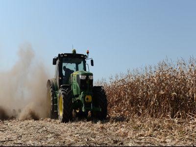 Fermierii mai au cateva zile la dispozitie sa depuna cererea anuala de acord prealabil pentru subventia la motorina