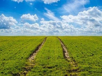 Fermierii au la dispozitie 2,6 miliarde de euro pentru masurile de agro-mediu si clima