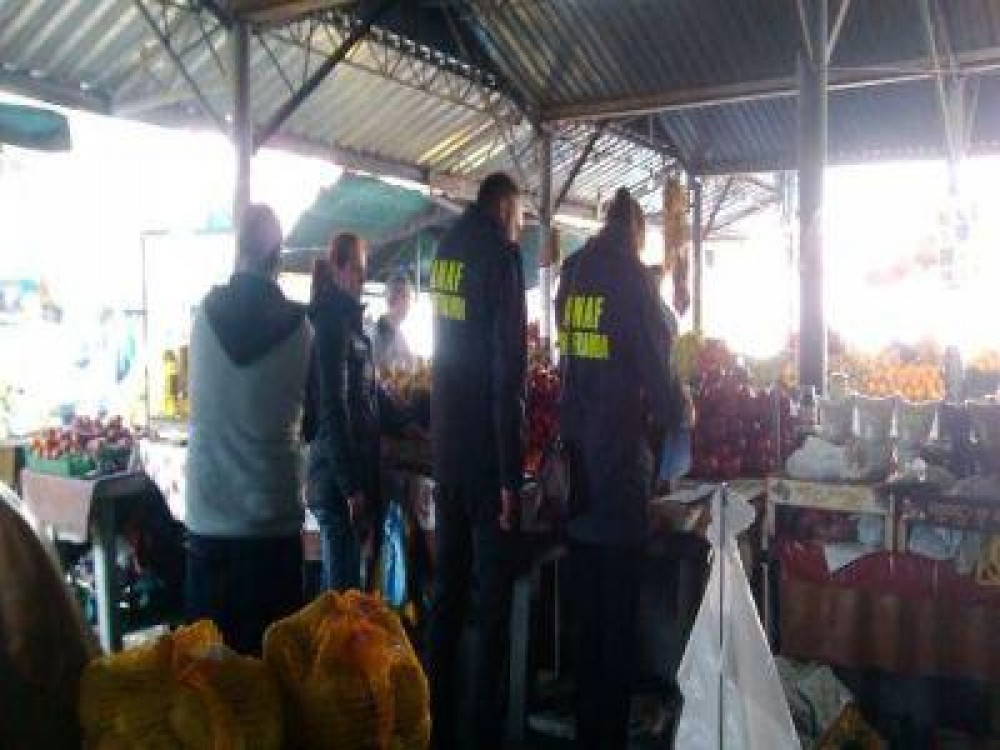 Comerciantii de fructe si legume proaspete, in vizorul fiscului