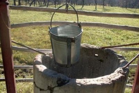 Apa din fantanile brailenilor este poluata cu nitriti