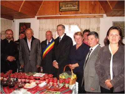 Cum pot primi agricultorii bani nerambursabili in afara de cei accesati prin intermediul programelor europene
