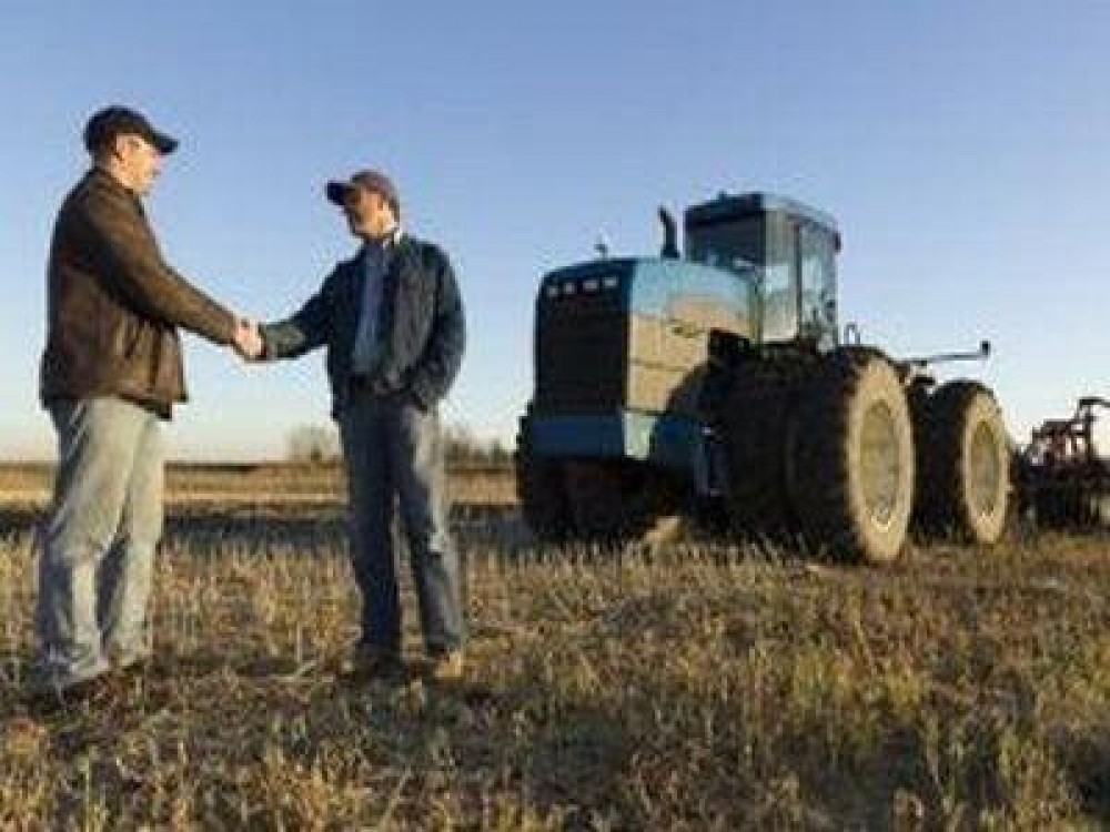 Unde-s multi, puterea creste. In occident, cooperativele agricole sunt cu adevarat o forta!