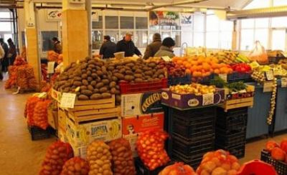 Institutul National de Statistica: Ce s-a ieftinit si ce s-a scumpit in luna decembrie, in sectorul agroalimentar