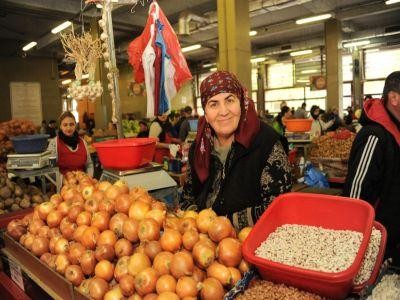 Controale in piete la comerciantii de fructe si legume autohtone