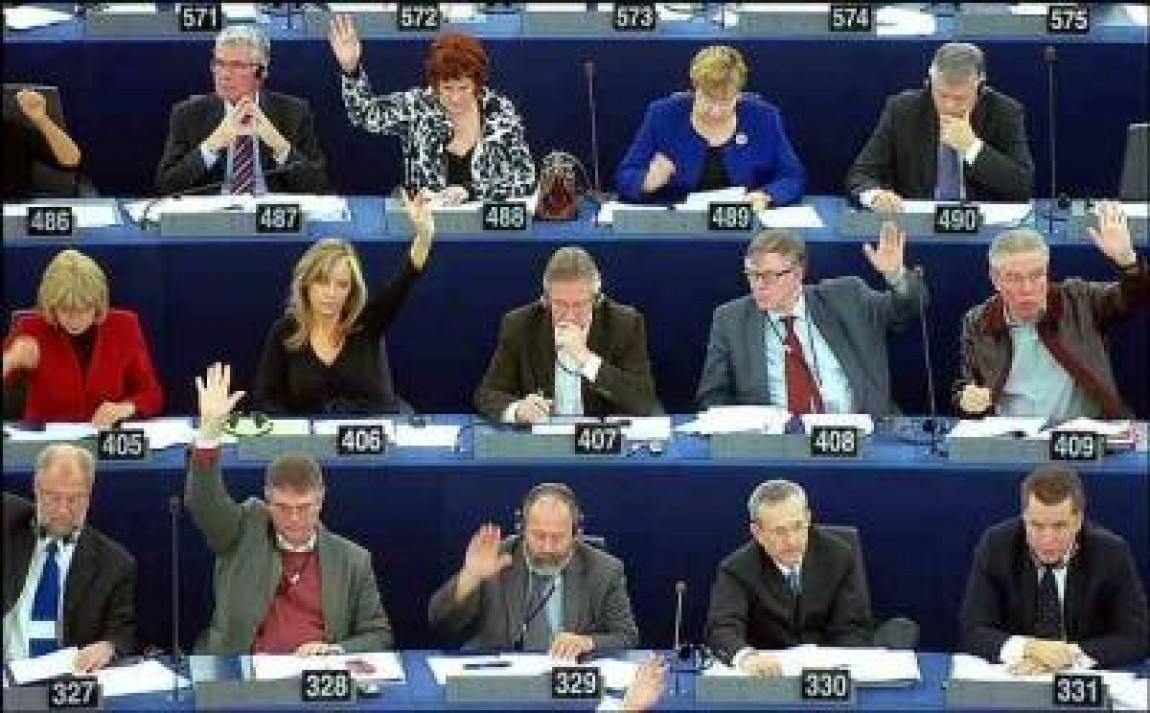 Dacian Ciolos saluta votul de azi al Comisiei pentru Agricultura din Parlamentul European