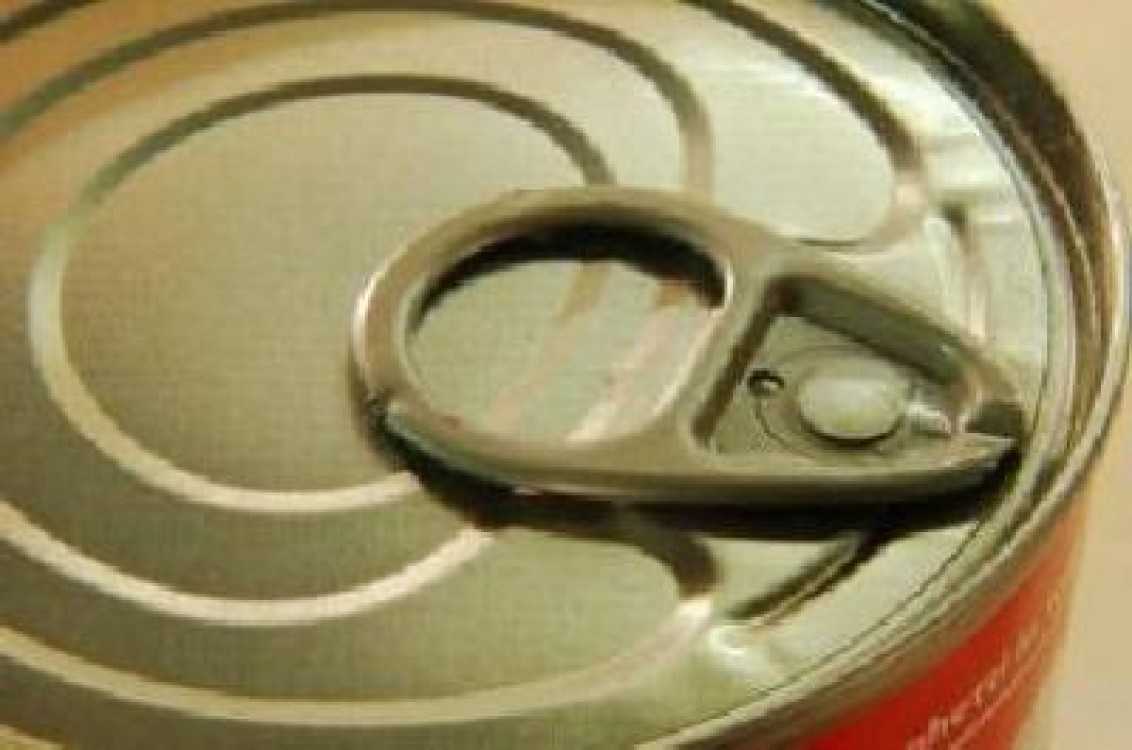 900 de tone de conserve de carne de porc pregateste APIA pentru PEAD 2013