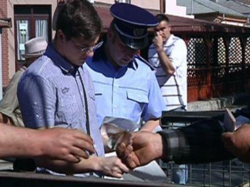 Politistii si insepctorii DSVSA au confiscat aproape sase tone de carne in perioada sarbatorilor