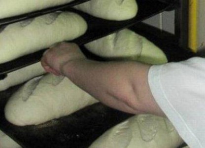 Controale in Ilfov la producatorii de paine: peste 6 tone de produse de panificatie expirate