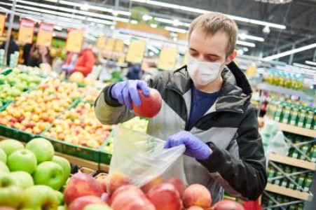 OMS: SARS-CoV-2 nu se transmite prin alimente