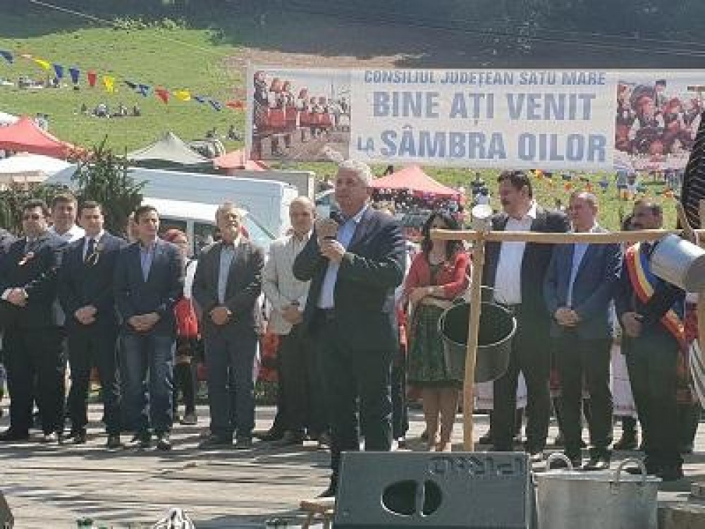 Ajutor financiar pentru ciobanii cu stanele pradate de animale salbatice