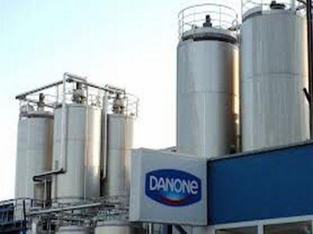 Producatorul de lactate Danone isi va inchide trei fabrici din Europa