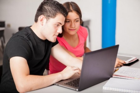 Parteneriat pentru digitalizarea invatamantului liceal agricol din Romania