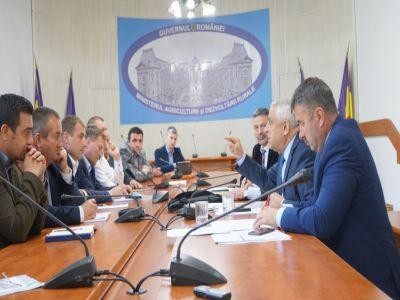 Discutii la MADR intre ministrul Daea si reprezentantii fermierilor