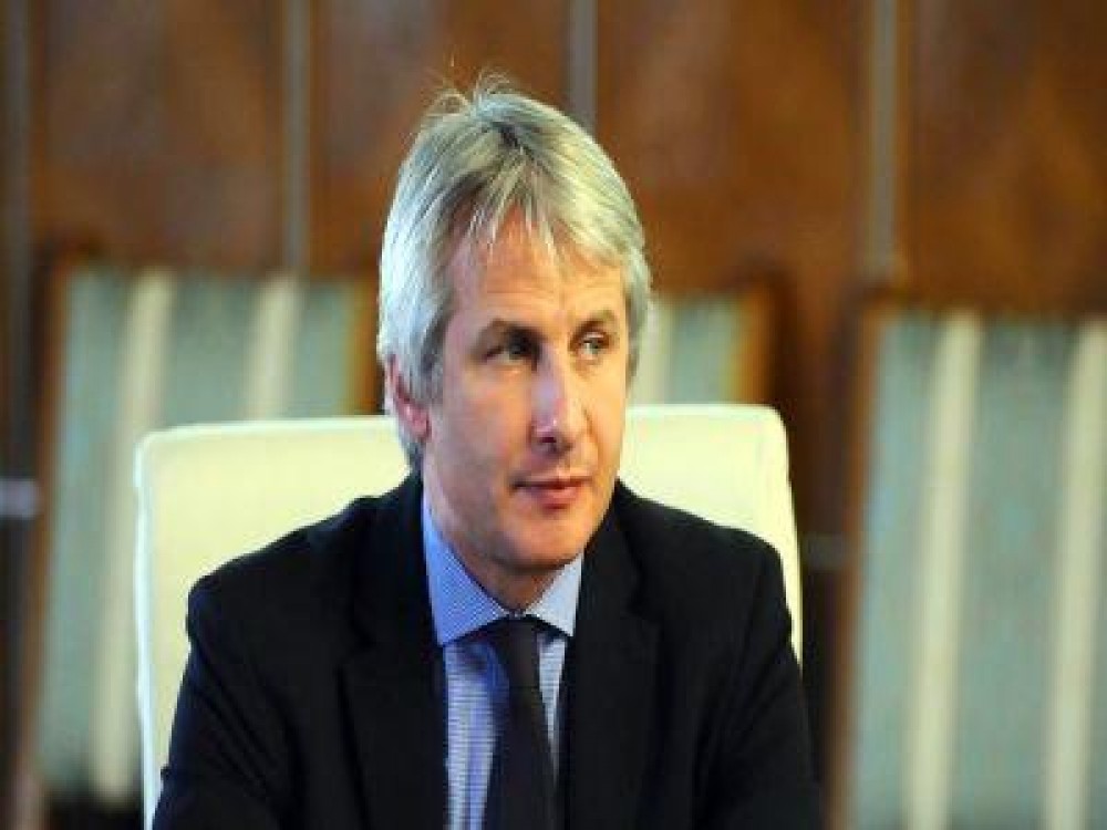 Eugen Teodorovici: Toti beneficiarii sunt platiti la zi
