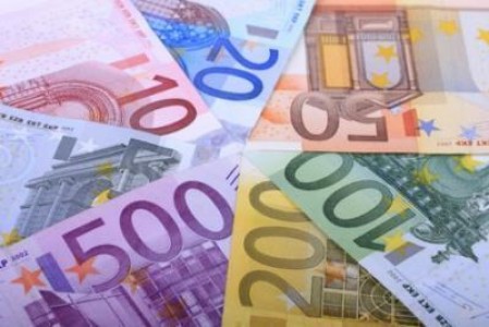 Peste 326 de milioane euro disponibili din septembrie pentru investitii in mediul rural