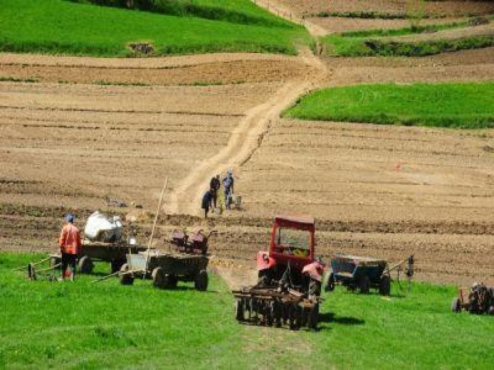 Peste 3.600 de fermieri au depus cereri de finantare in cadrul PNDR 2014-2020