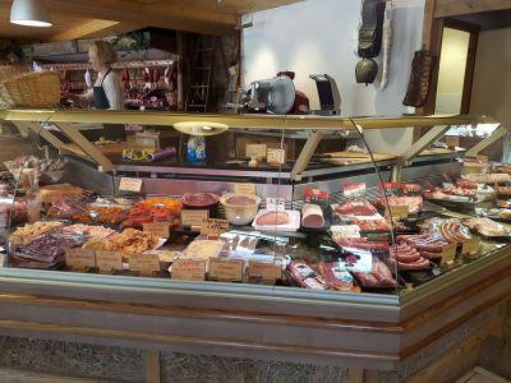 Produsele romanesti protejate la nivel european, promovate la Sarbatoarea Gustului