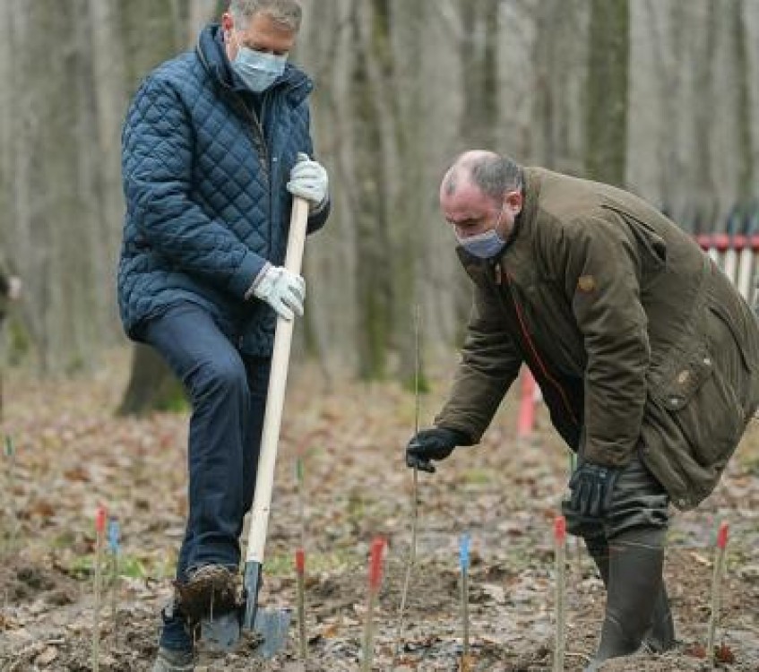 Presedintele Iohannis a promulgat mai multe legi in sprijinul agriculturii