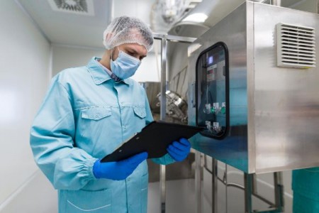 Un nou proiect de lege: Se interzice carnea de laborator in Romania