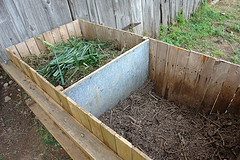 compostul-ingrasamantul-organic-din-gradina
