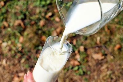 ins-romania-a-importat-cu-20-mai-mult-lapte-in-2020