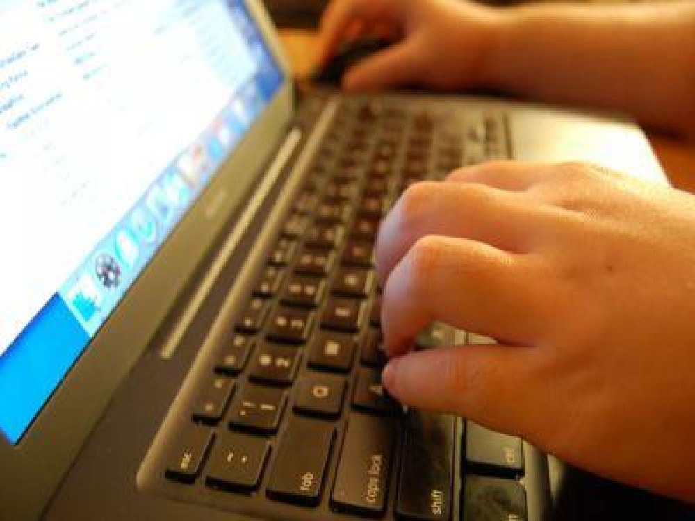 Precizari de la AFIR privind depunerea on-line a cererilor de finantare