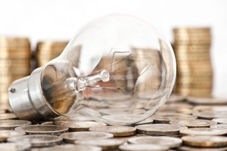 Noua lege: Pretul la energie va fi plafonat direct pe factura