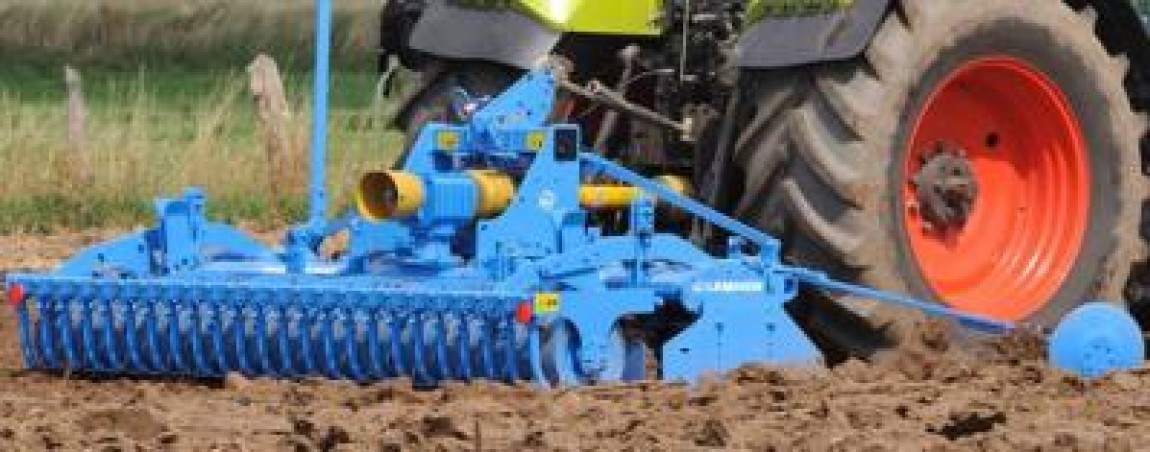 Pregatirea patului germinativ la soia