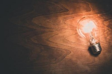 Noile contracte pentru energie electrica, incheiate pana la 31 martie