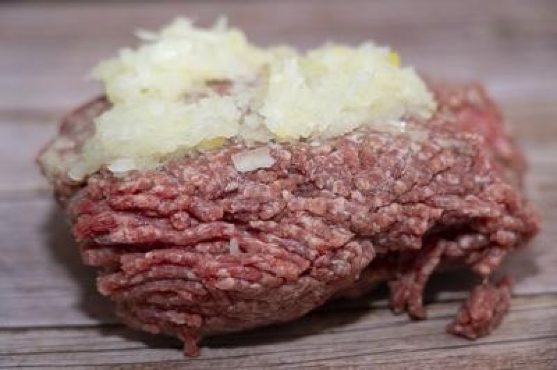 Cel mai mare producator de carne din lume spune ca produsul va fi un lux in viitor