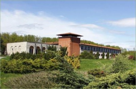 Institutul de Cercetare in Pomicultura Maracineni organizeaza, astazi, Congresul Balcanic al Pomiculturii