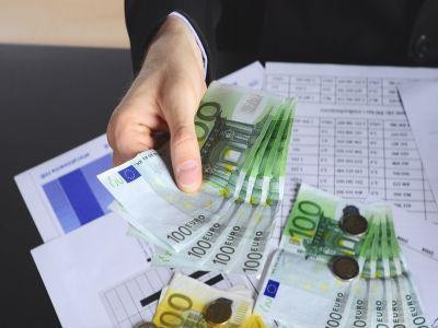 Fermierii au depus 580 de proiecte pentru a obtine finantari nerambursabile prin Masura 121