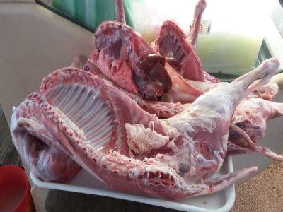 Cat se va scumpi carnea de miel in preajma Pastelui