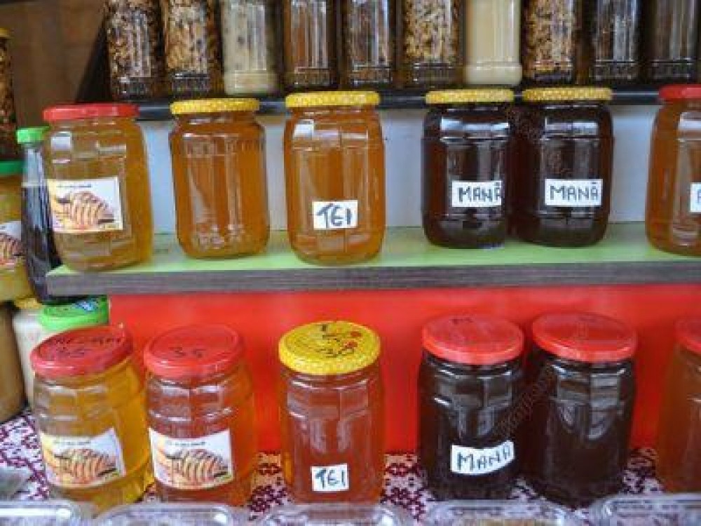 Controale ANSVSA in domeniul producerii, colectarii, prelucrarii si comercializarii mierii de albine