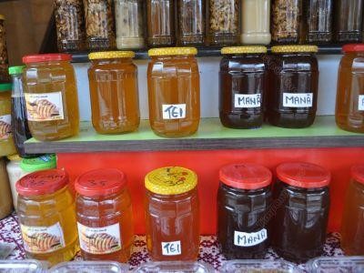 Controale ANSVSA in domeniul producerii, colectarii, prelucrarii si comercializarii mierii de albine