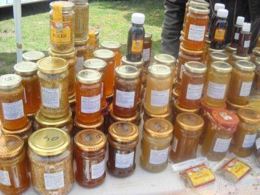 Targul National al Mierii si-a deschis portile editiei de toamna