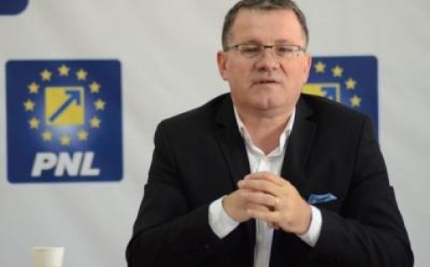 Adrian Oros, avizat pozitiv in Parlament. 