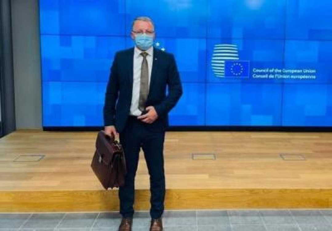 Motivul pentru care Oros a demisionat