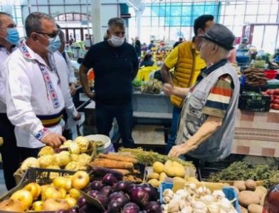 Oros: Toti producatorii agricoli romani vor ramane in piete