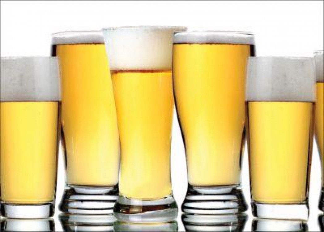 Anul trecut, arsita a crescut volumul vanzarilor de bere autohtona