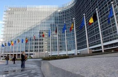 Cum va sprijini Comisia Europeana autoritatile locale, pentru implementarea strategiei de dezvoltare rurala