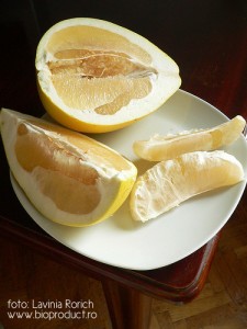 Sănătatea vine din fructe. Pomelo, mai bun ca grepfrutul!