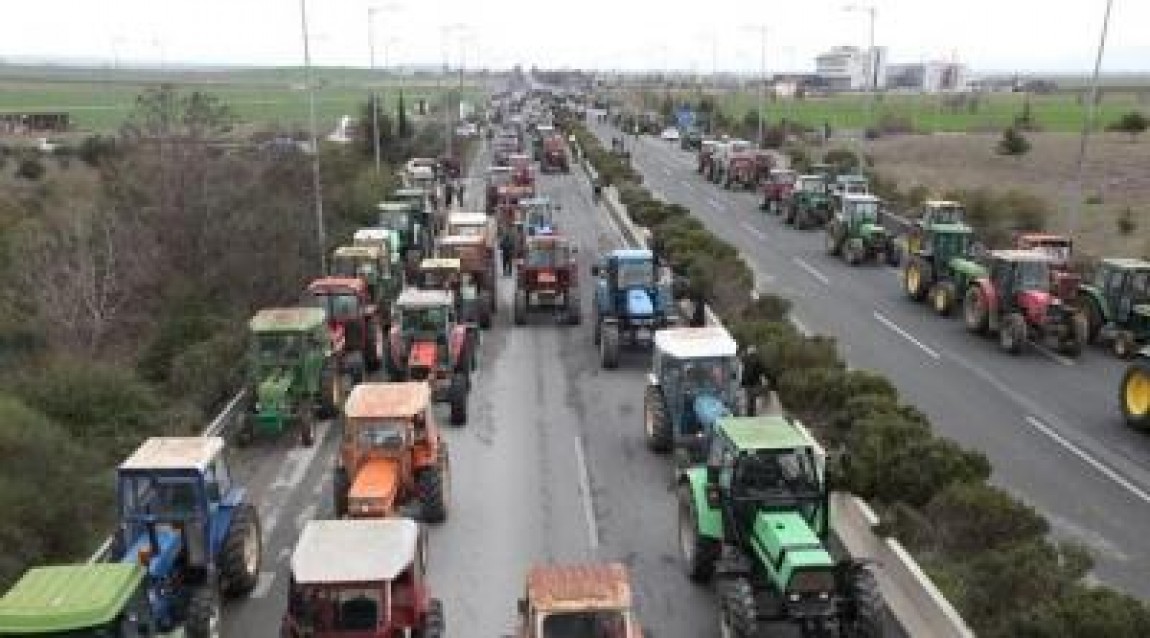 Fermierii vor protesta miercuri in Bucuresti