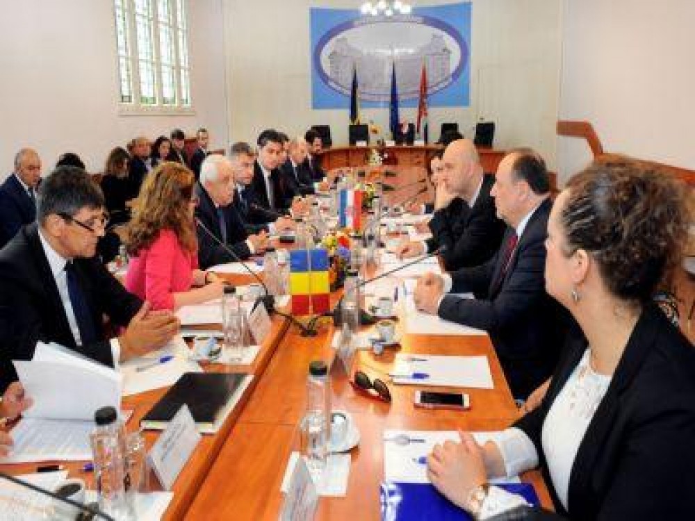 Protocol in beneficiul fermierilor, intre MADR si Camera de Comert