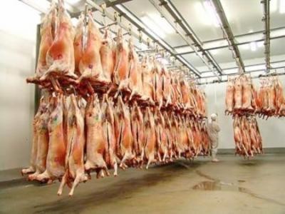 Crestere a sacrificarilor de bovine, porcine, ovine si caprine in 2011
