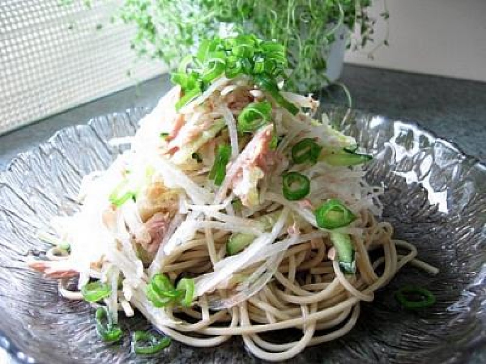 Salata de ridiche alba