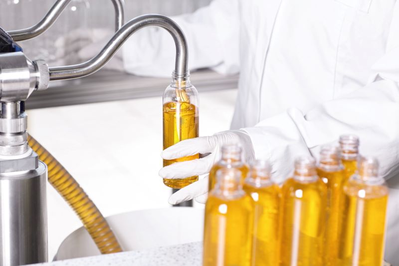 Standardizarea calitatii in apicultura: 4 etape esentiale in procesarea mierii de albine
