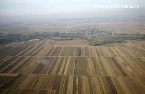 Fermierii pun la indoiala sinceritatea promisiunilor Guvernului in privinta acordarii subventiilor in octombrie