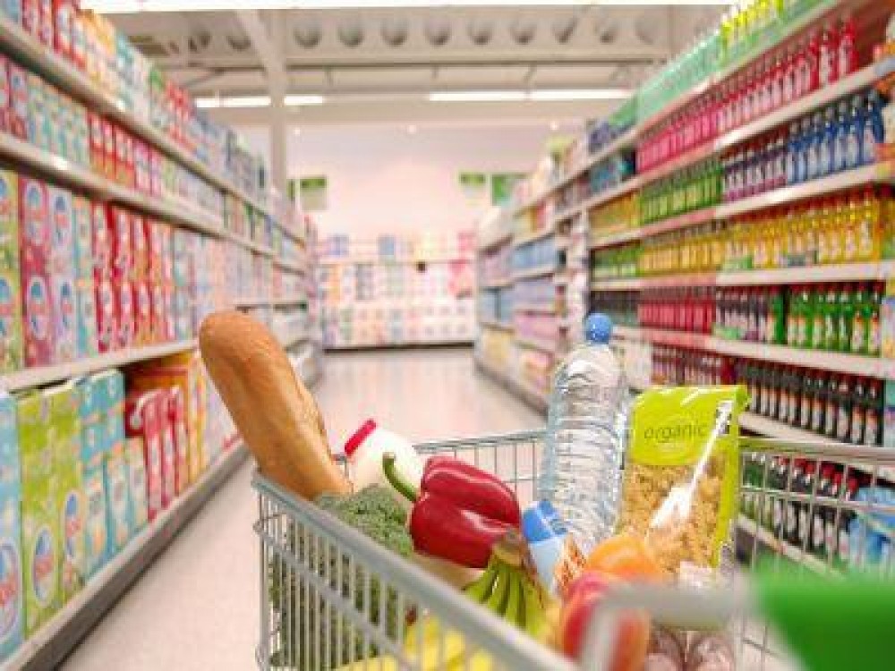 Marile magazine ar putea fi obligate sa acorde cel putin 50 la suta din spatiile de expunere produselor romanesti