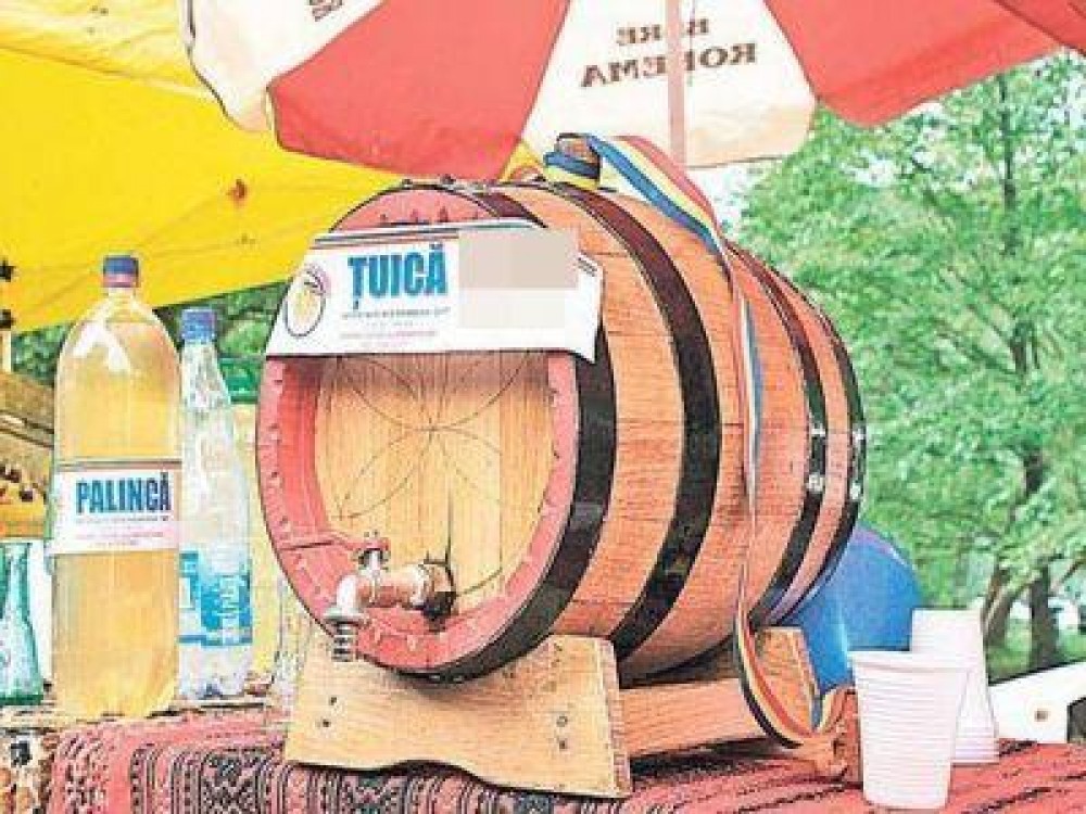 Vinrom pune tunurile pe producatorii care vand bauturi pe marginea drumului